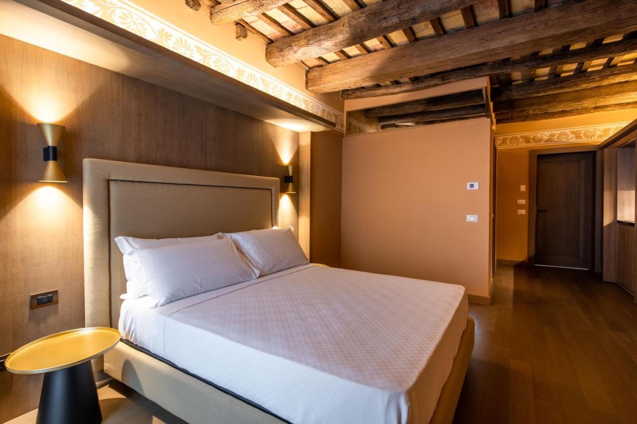 פלרמו Palazzo De Gregorio Apartments מראה חיצוני תמונה