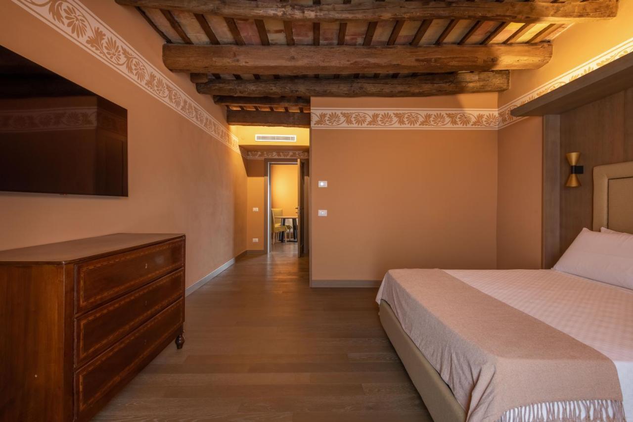 פלרמו Palazzo De Gregorio Apartments מראה חיצוני תמונה